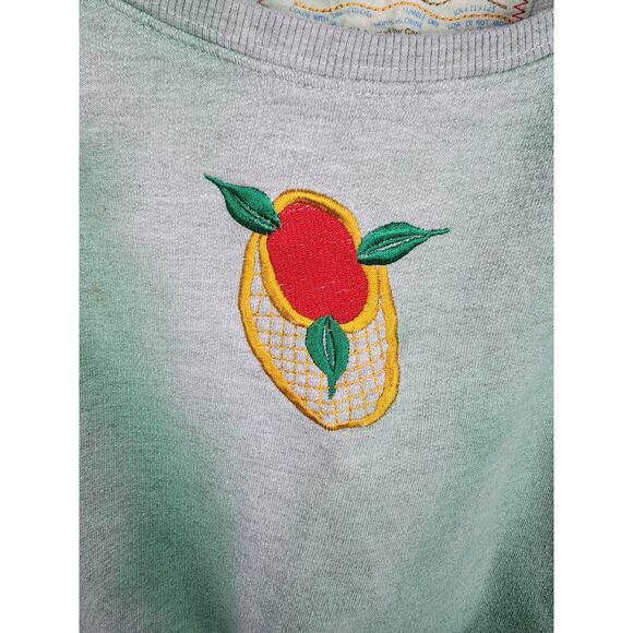 California vintage women's M Costa Rico sweatshirt with embroidery. - Picture 7 of 12